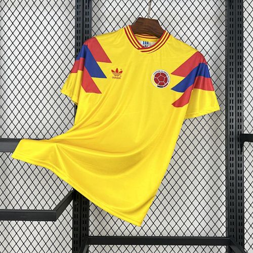 Colombia 1990 Home